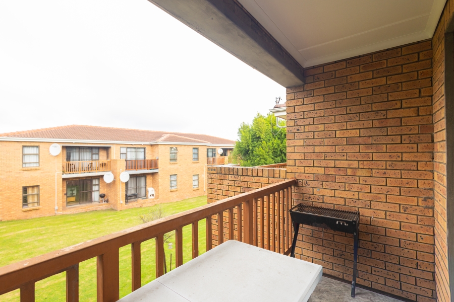 2 Bedroom Property for Sale in Sonstraal Heights Western Cape